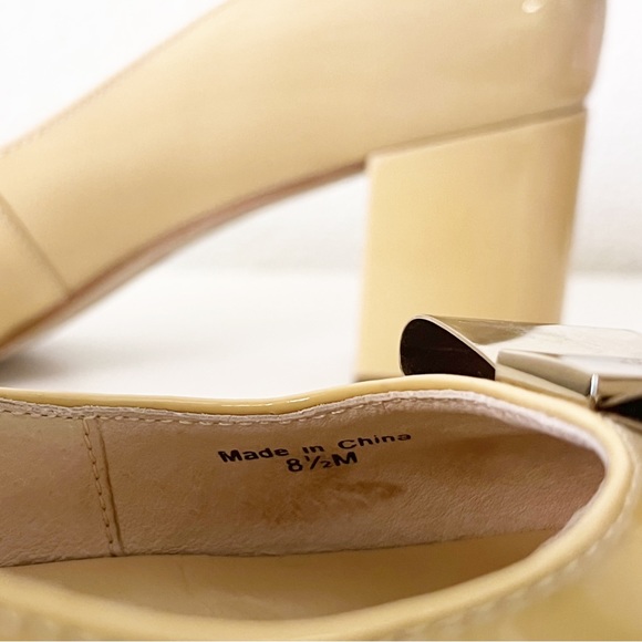 Kate Spade Dijon Nude Patent Leather Pumps with Bow 8.5 - Picture 10 of 13